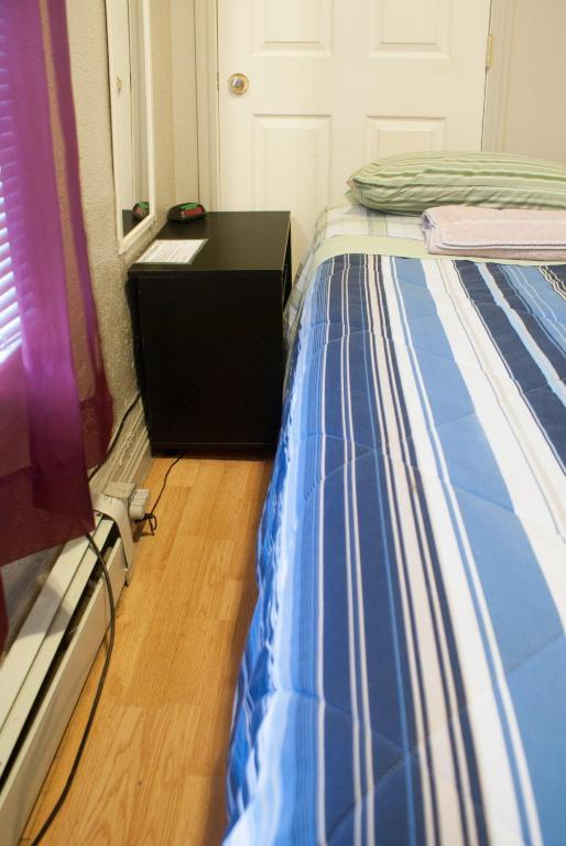 Camelot Inn & Hostel Salt Lake City Room photo